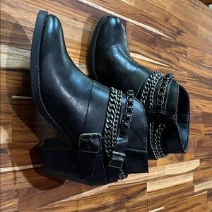 SO Black Ankle Boots with Chain Accents